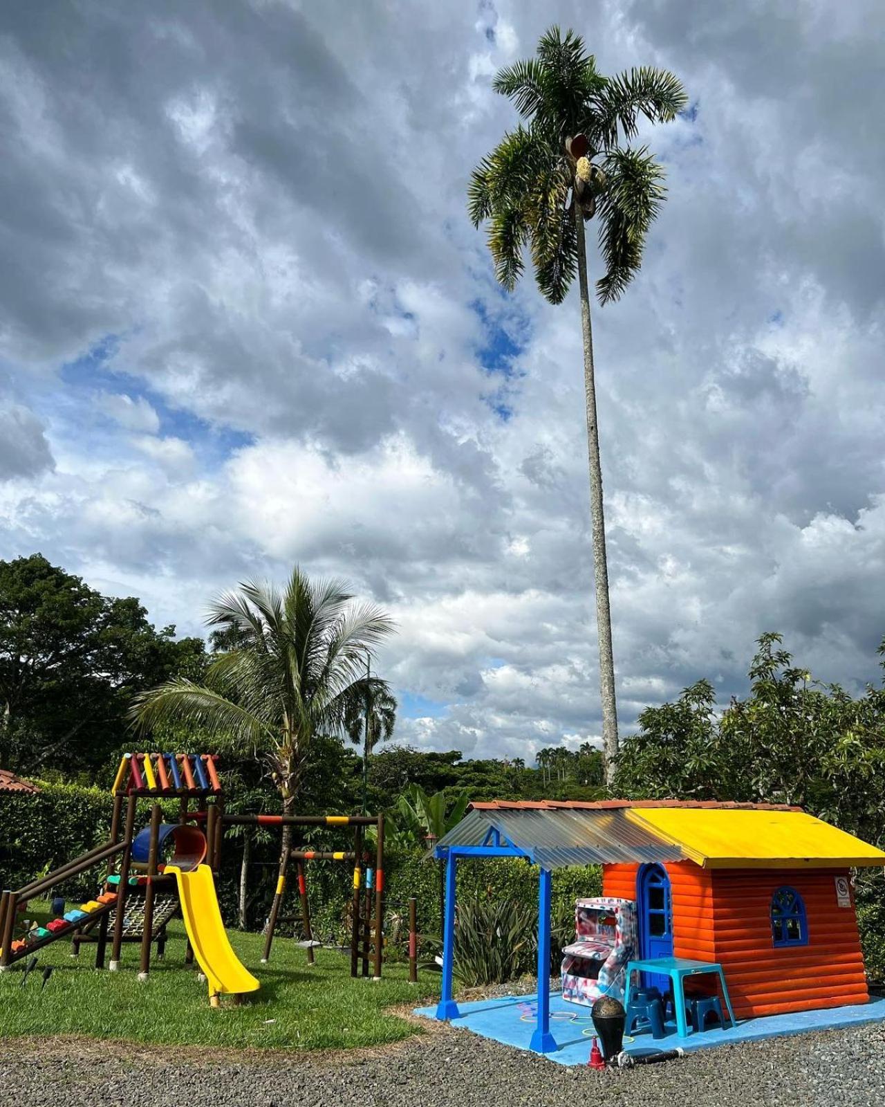 ホテル Casa Lemar キンバヤ エクステリア 写真